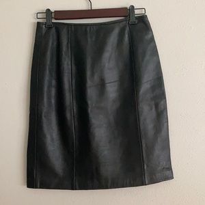 Croft & Barrow Lambskin Leather Skirt. Size 4.